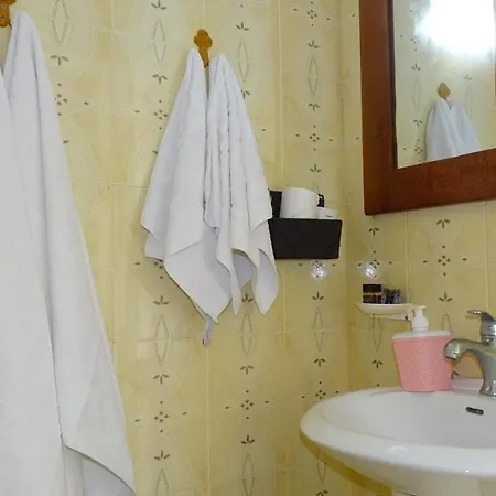 Elisabeta Hotel Borsh