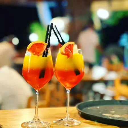 Elisabeta 3* بورش