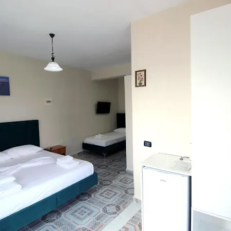 Elisabeta 3*