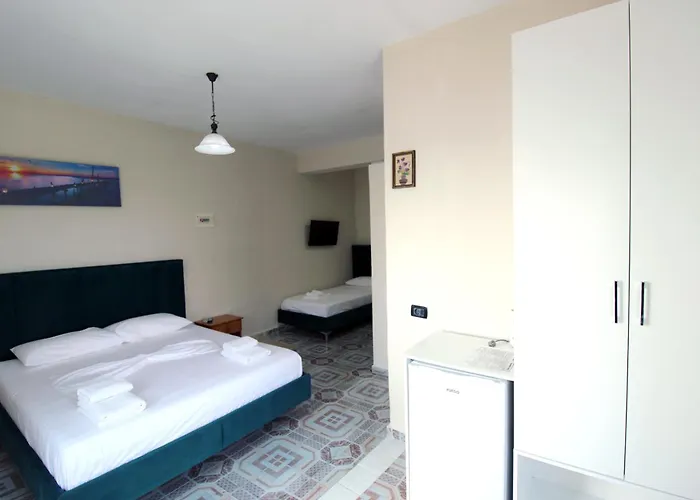 Elisabeta 3*