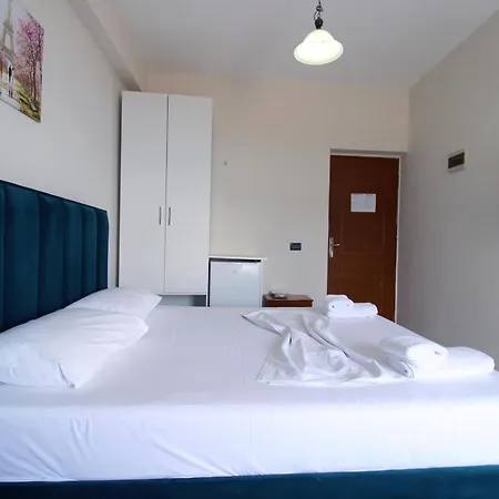 Elisabeta Hotel Borsh